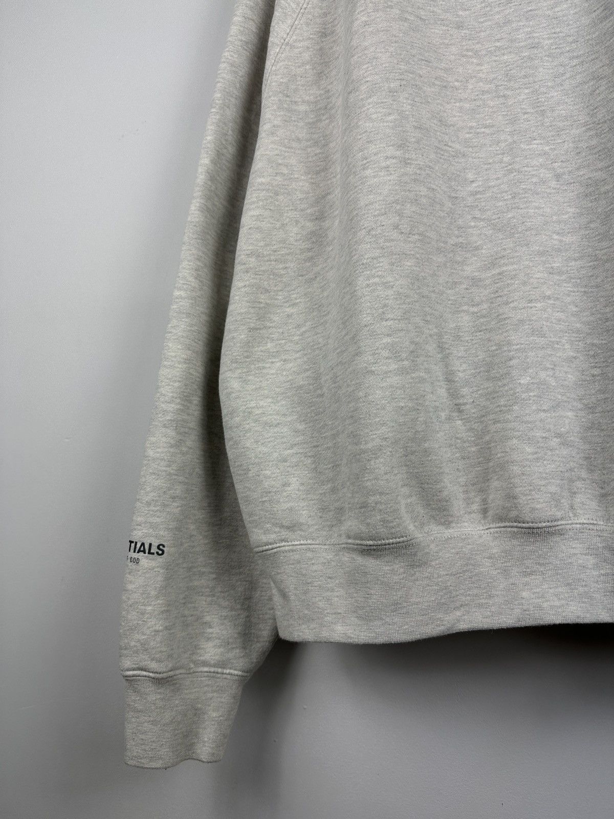 Essentials × Fear of God FOG Essentials Oversize Sweatshirt Reflective Logo Size US S / EU 44-46 / 1 - 17 Thumbnail