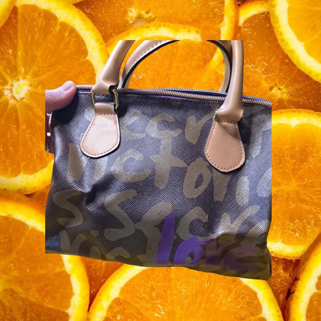 Victoria's Secret Victoria's Secret Tan Signature Bag/Purse with Purple and Wh Size ONE SIZE - 3 Thumbnail