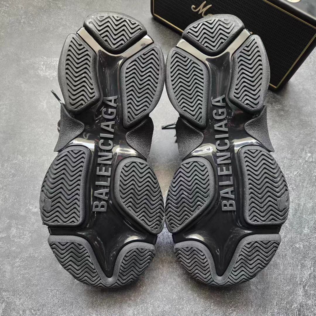 Balenciaga BALENCIAGA TRIPLE S Black Bow 38 98 New Original Box Size US 7 / IT 37 - 5 Thumbnail
