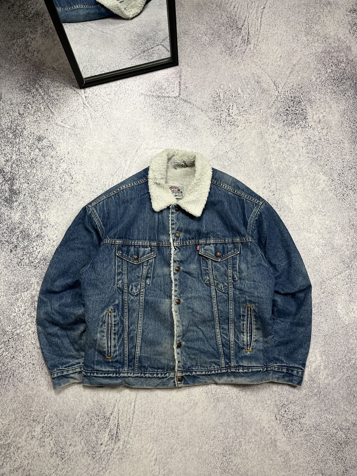 Levi's × Vintage Vintage 90’s Levi's Sherpa Lined Denim Trucker Jacket Rare Size US XL / EU 56 / 4 - 1 Thumbnail