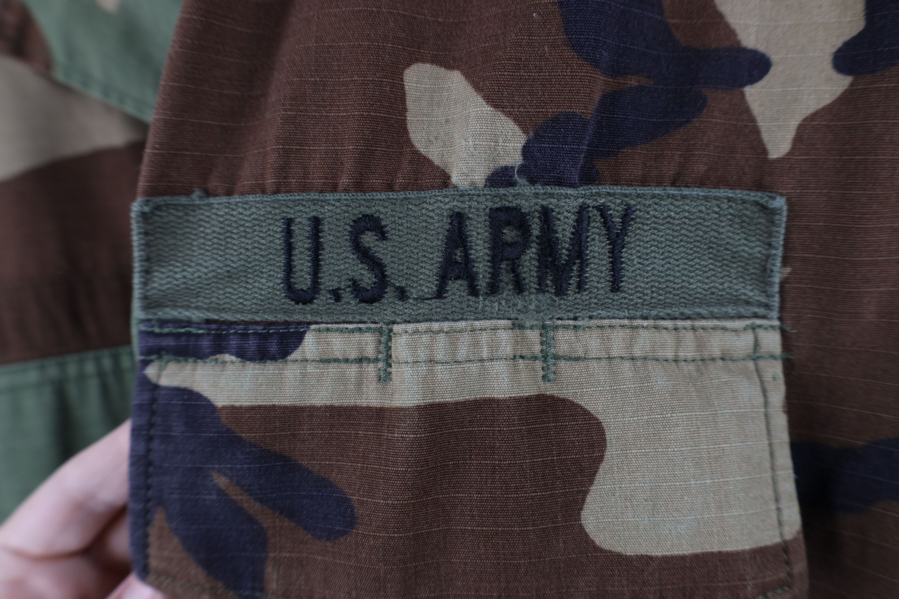 Vintage Vintage 90s Military Woodland Camouflage Combat Jacket USA Size US M / EU 48-50 / 2 - 4 Thumbnail