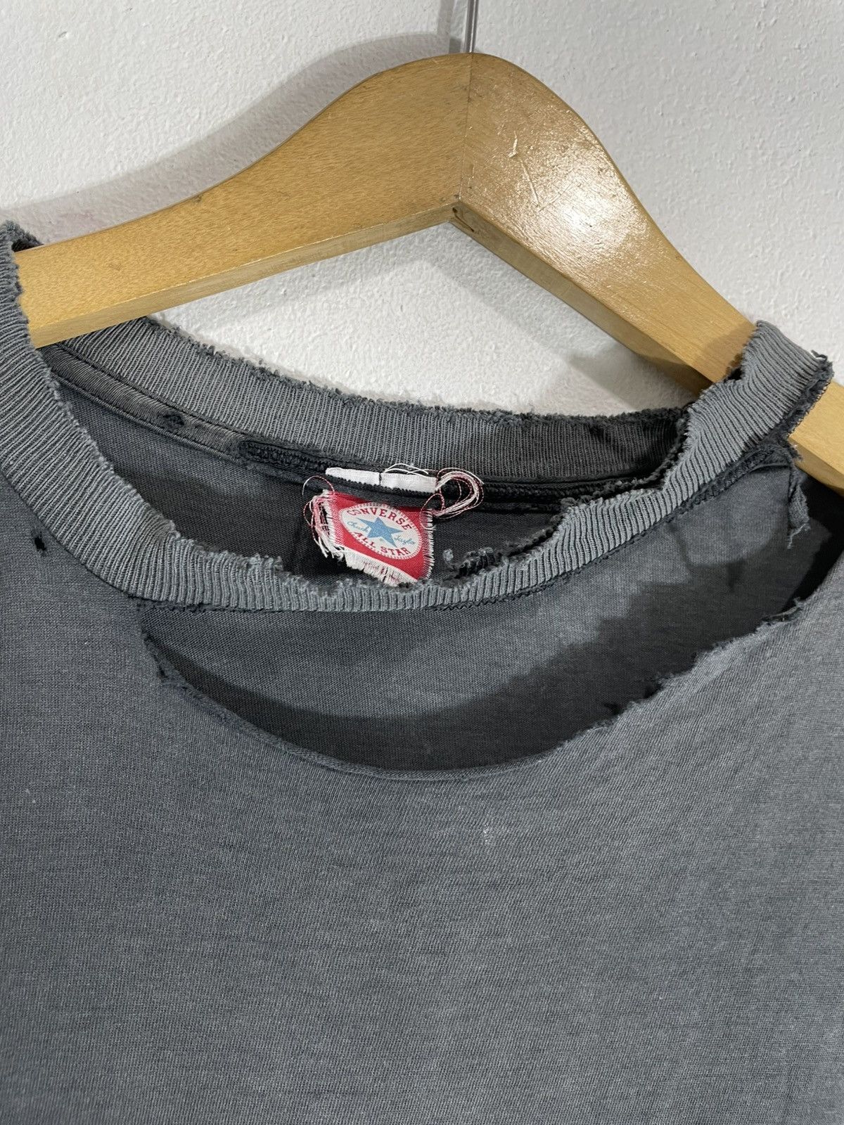 Vintage RARE distressed blank Tshirt Trashed style 80/90s Converse Size US L / EU 52-54 / 3 - 4 Thumbnail