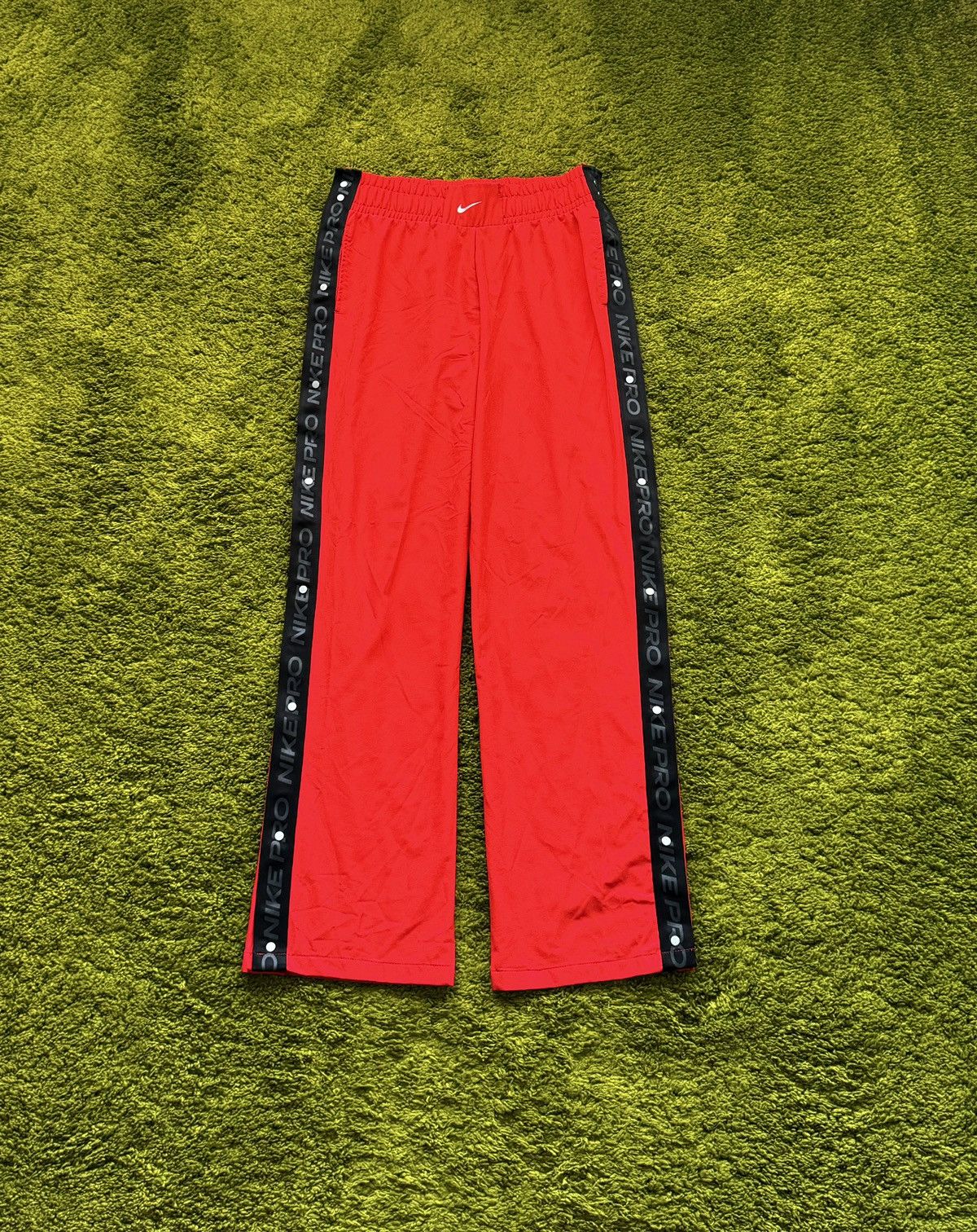Designer × Nike Nike wide leg track pants Size 27" / US 4 / IT 40 - 1 Thumbnail