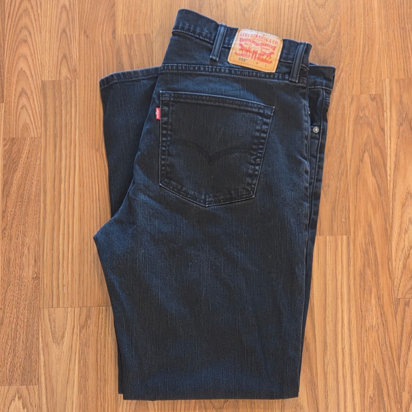 Levi's Classic Levi's 559 Men's Relaxed Black Denim Jeans 42x34 Size US 42 / EU 58 - 2 Thumbnail