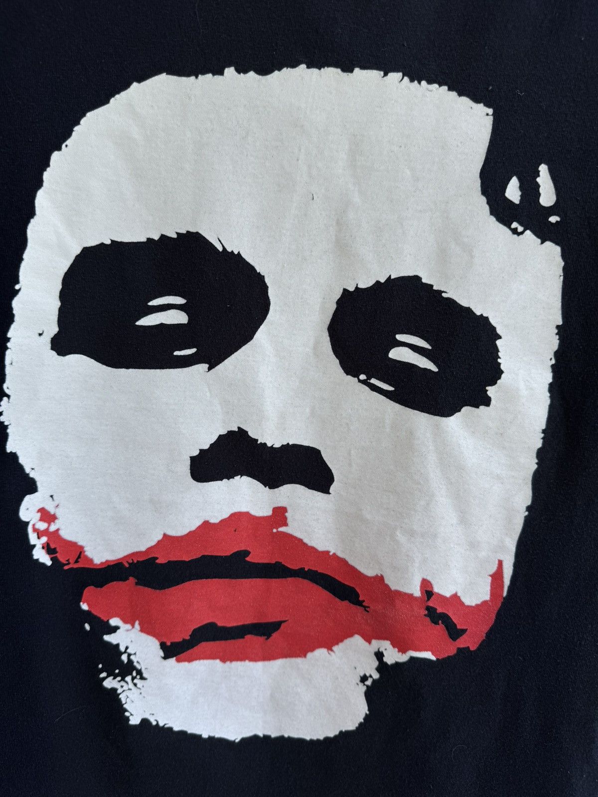 Gildan Batman The Dark Knight Heath Ledger Joker t shirt Tee DC Size US M / EU 48-50 / 2 - 3 Thumbnail