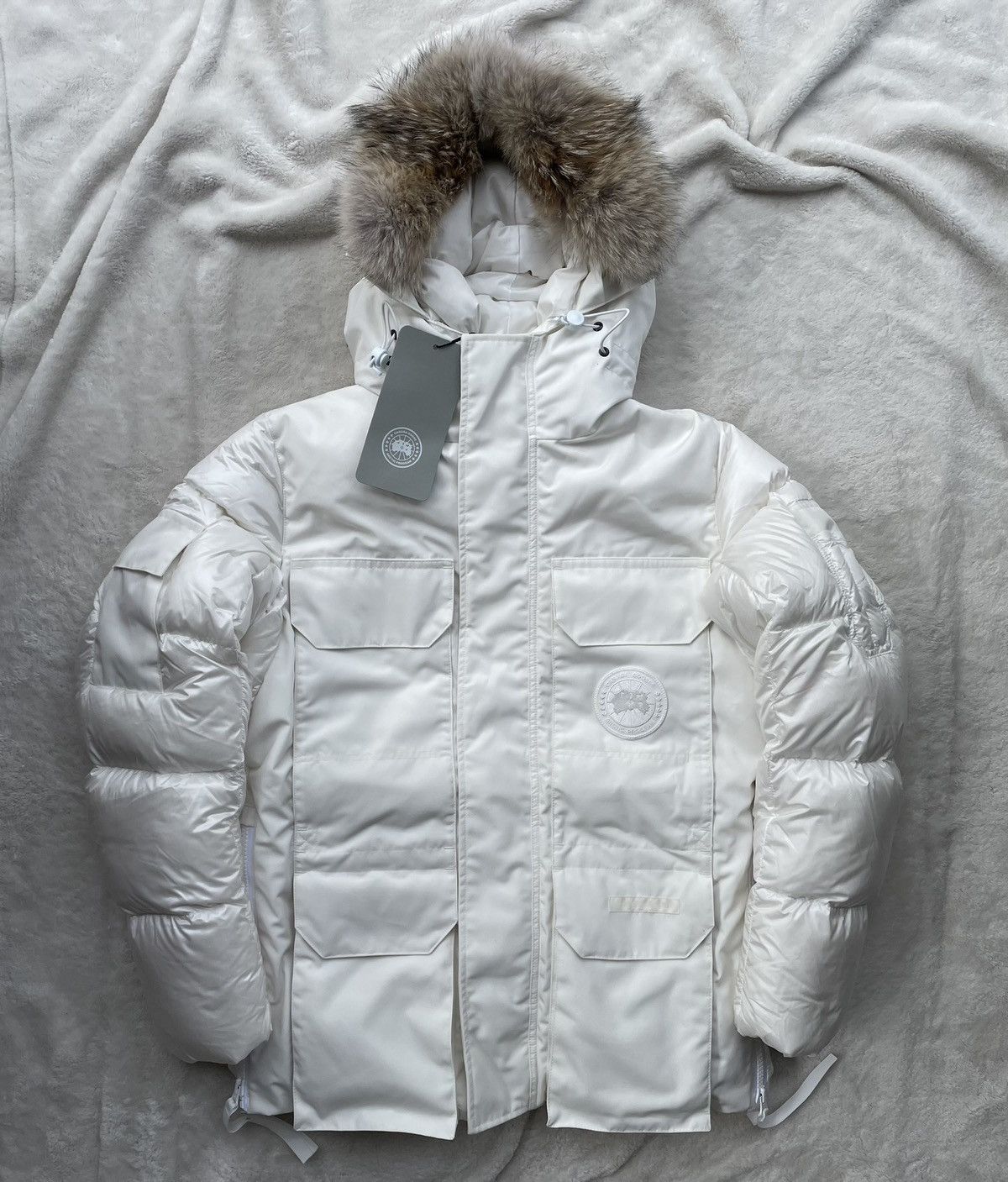 image of Canada Goose Griege Standard Expedition Parka in White, Men's (Size Small)