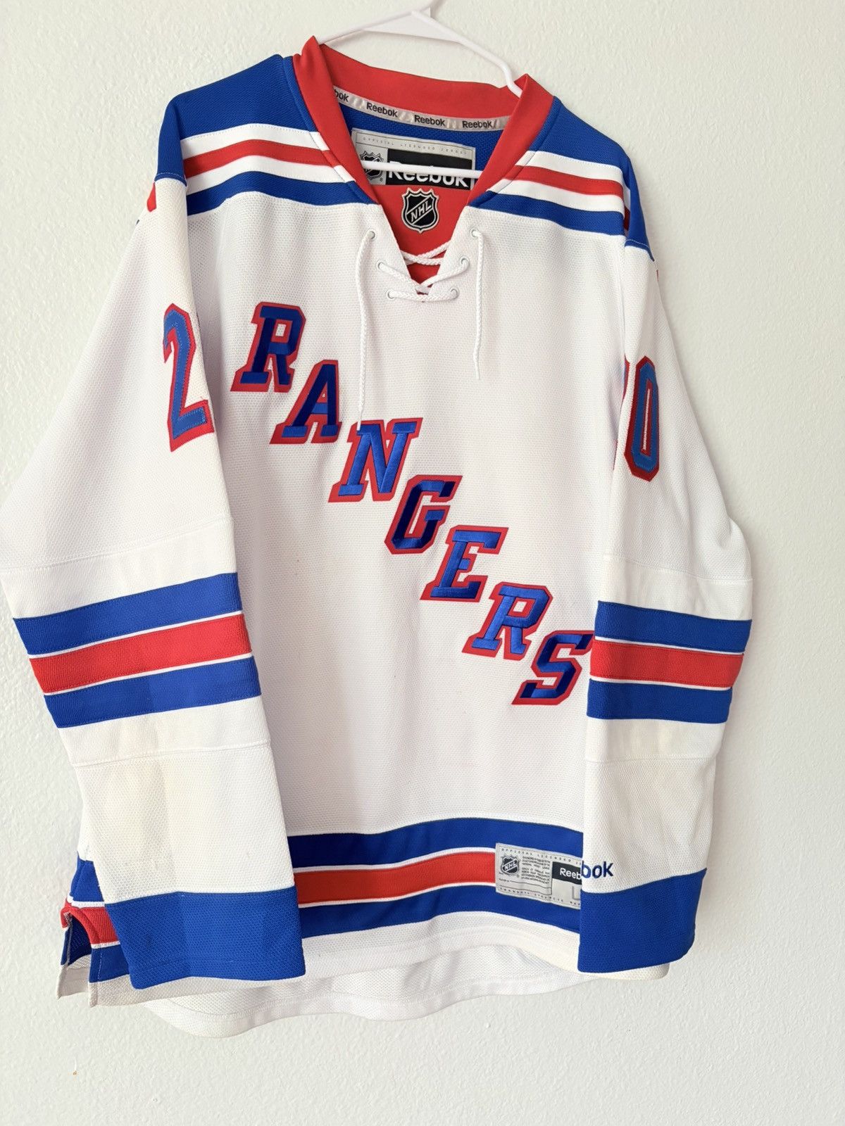 Reebok Reebok Authentic 2016 CHRIS KREIDER NEW YORK RANGERS jersey Size US L / EU 52-54 / 3 - 7 Thumbnail