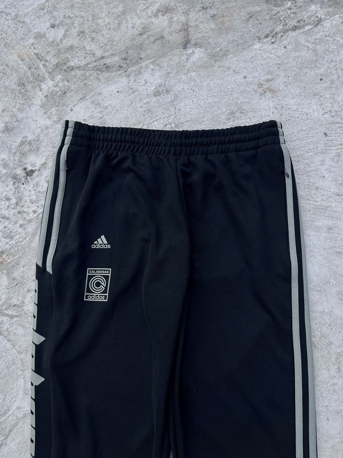 Adidas × Kanye West Adidas Yeezy Calabasas Track Pants Size US 32 / EU 48 - 2 Thumbnail