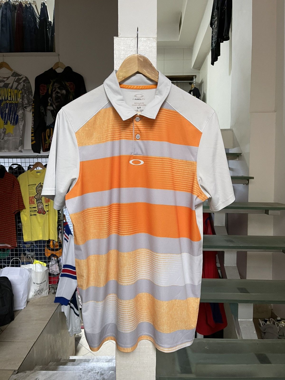 Oakley × Vintage Oakley Hydrolix Shirt Size US S / EU 44-46 / 1 - 1 Thumbnail
