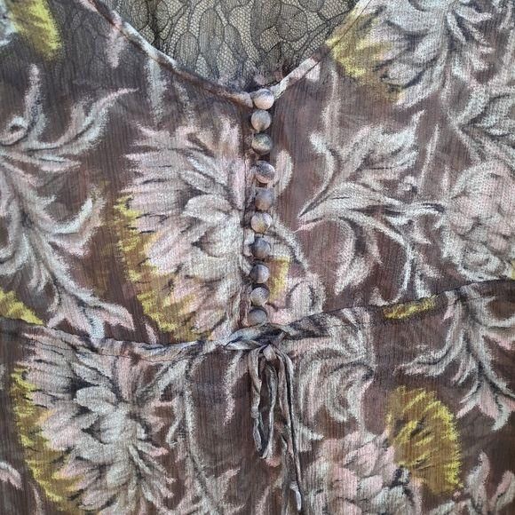 Bcbgmaxazria Y2K BCBGMaxAzria Silk Baby Doll Top Blouse Sz S Brown Sheer Size S / US 4 / IT 40 - 3 Thumbnail