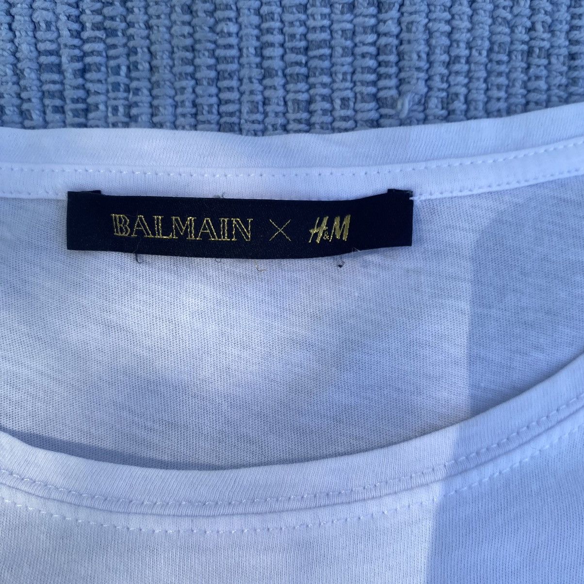 Balmain × H&M white shirt Size S / US 4 / IT 40 - 2 Thumbnail