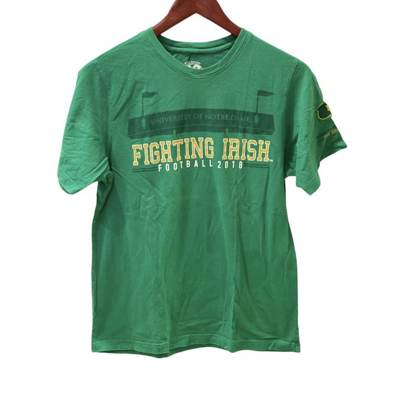 Vintage Limited edition Notre Dame Football Tshirt 2018 Fighting Size US S / EU 44-46 / 1 - 2 Thumbnail