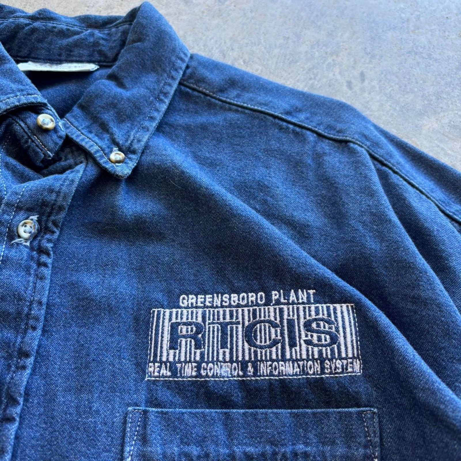 Carhartt × Vintage × Wrangler 90s Denim Embroidered Button Up Shirt Size US XL / EU 56 / 4 - 2 Thumbnail