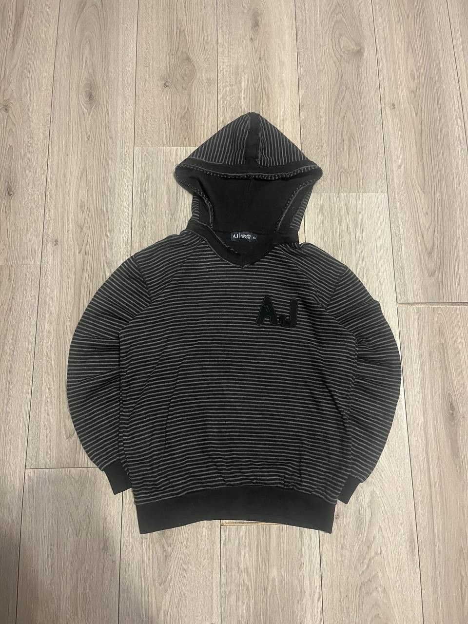 Armani armani jeans hoodie xl big logo grey striped Size US M / EU 48-50 / 2 - 1 Thumbnail