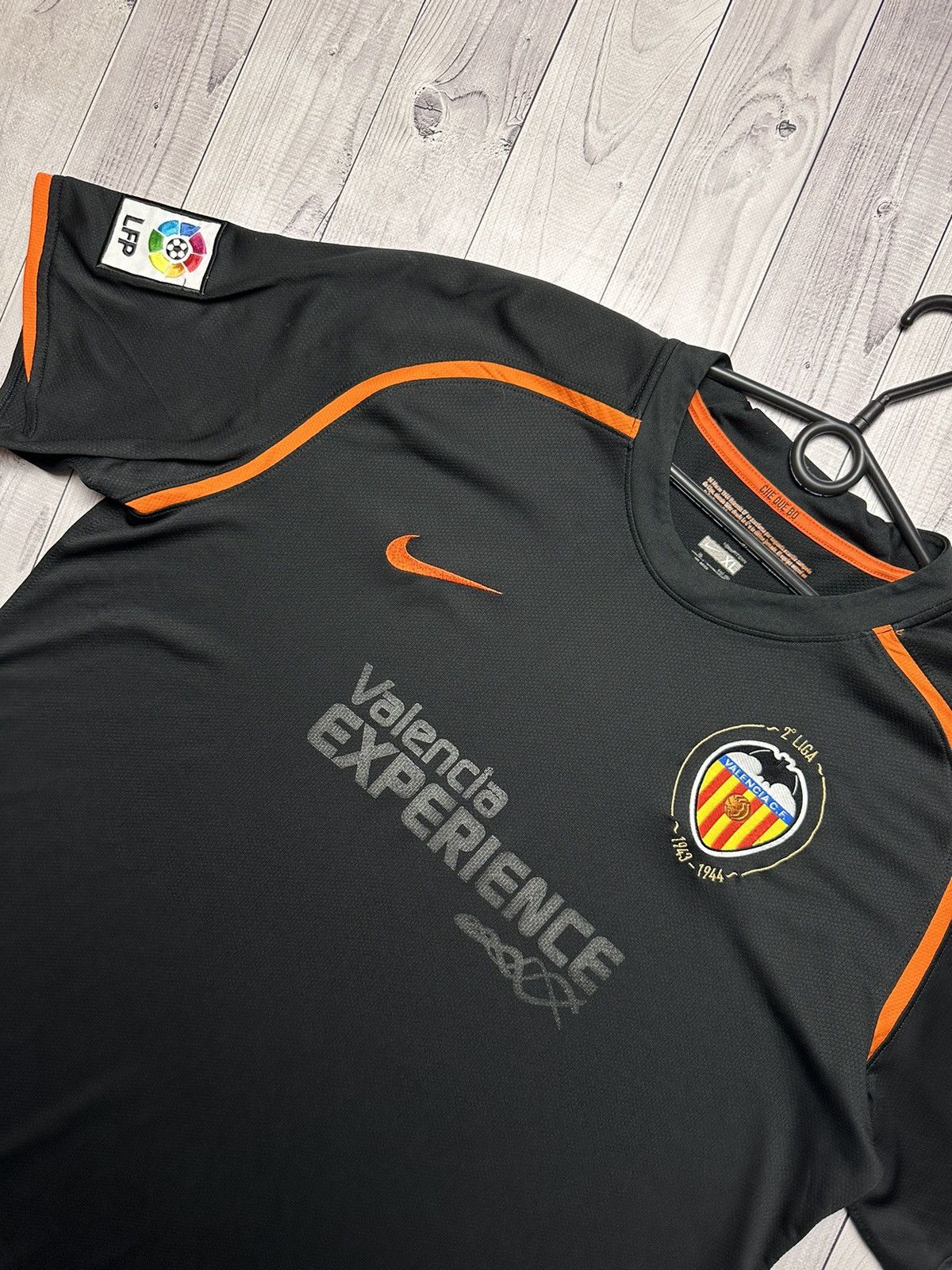 Nike × Vintage Vintage Nike Valencia soccer jersey size XL black Size US XL / EU 56 / 4 - 4 Thumbnail