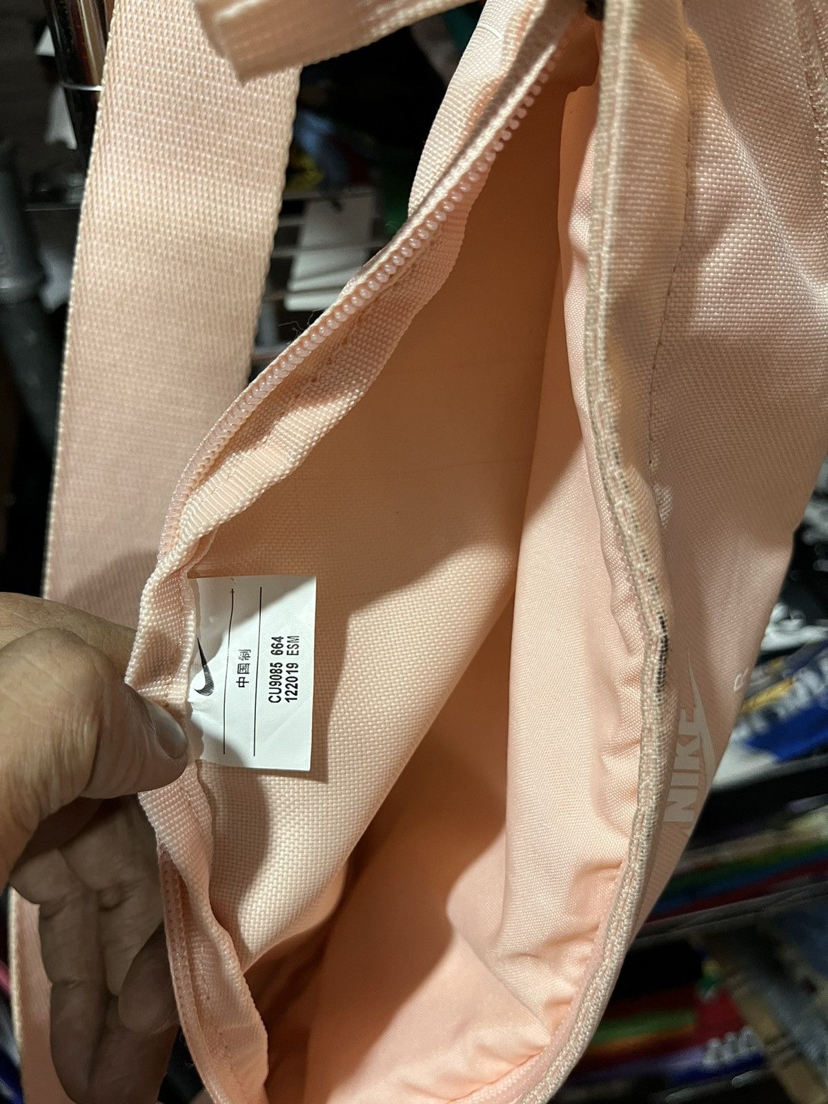 Nike Nike Air Swoosh Pink Rose Waist Bag 00s Size ONE SIZE - 7 Thumbnail
