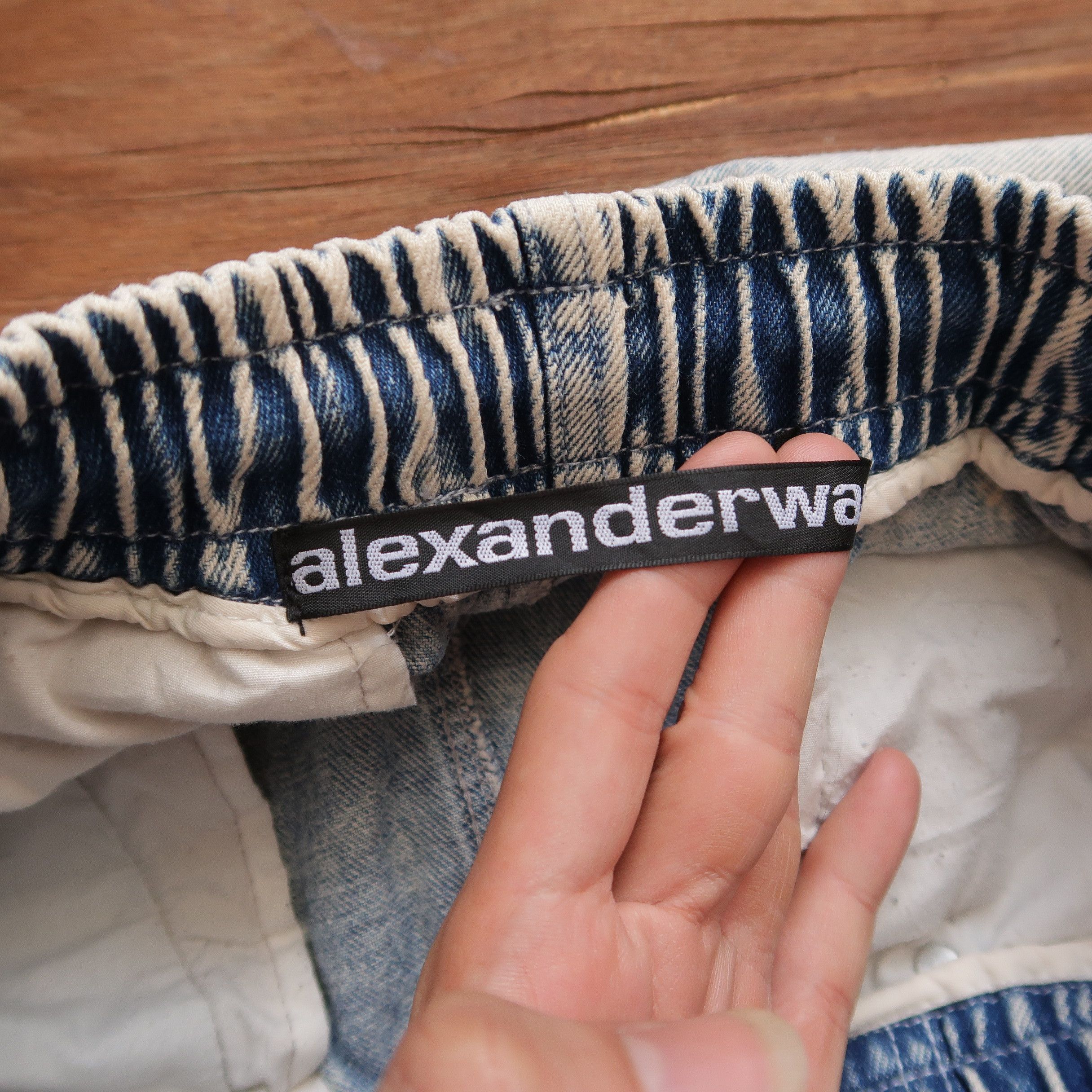 Alexander Wang VTG ALEXANDER WANG SIDE LOGO DENIM PANTS DRAWSTRING Size US 26 / EU 42 - 4 Thumbnail