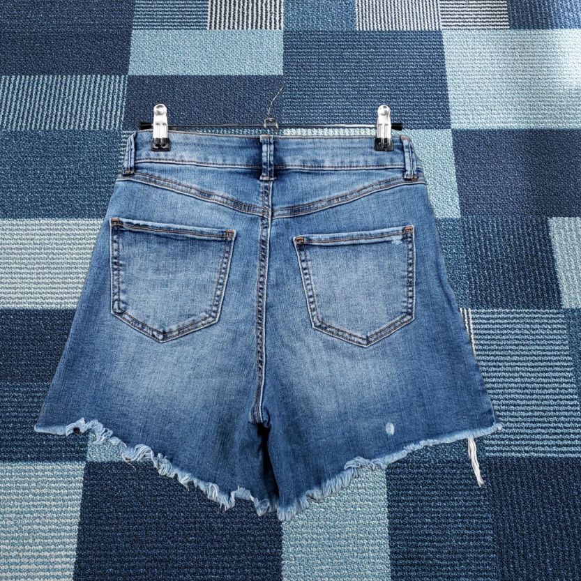 Vintage Rewash Shorts Womens 1/25 Blue Reunion Wedge Midi High Rise Distressed Denim Shorts Casual Walking 27in Waist XS?? Size 42" / US 20 - 1 Thumbnail