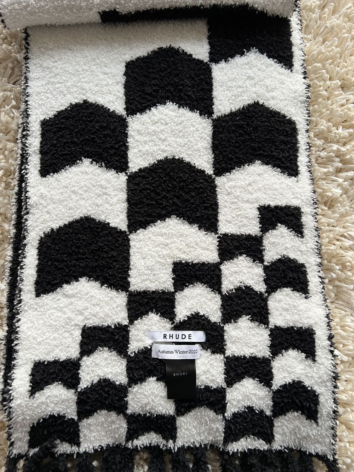 Rhude Rhude Fringed Intarsia-Knit Logo Scarf | Black/White Size ONE SIZE - 2 Thumbnail