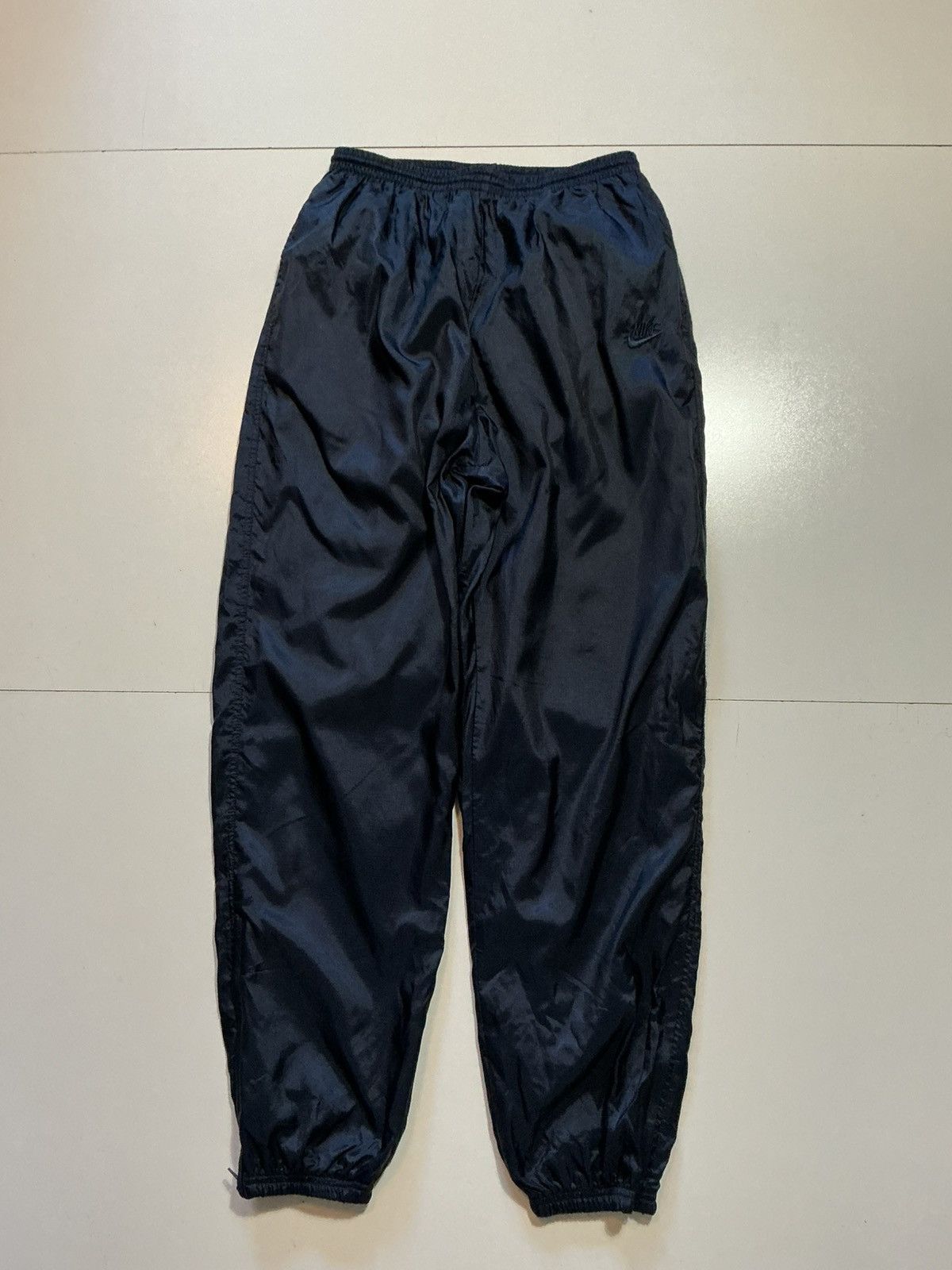 Nike Vintage 90s Nike Swoosh Windbreaker Nylon Lined Track Pants Size US 34 / EU 50 - 1 Thumbnail