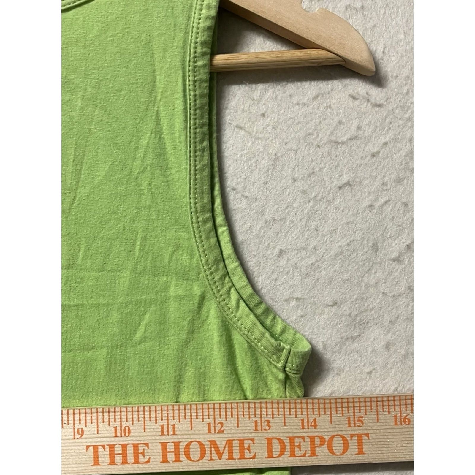 Vintage Sanrio Hello Kitty Tank Top Women's M Green Sleeveless Casual Sleeve Wide Strap All Seasons Size M / US 6-8 / IT 42-44 - 3 Thumbnail