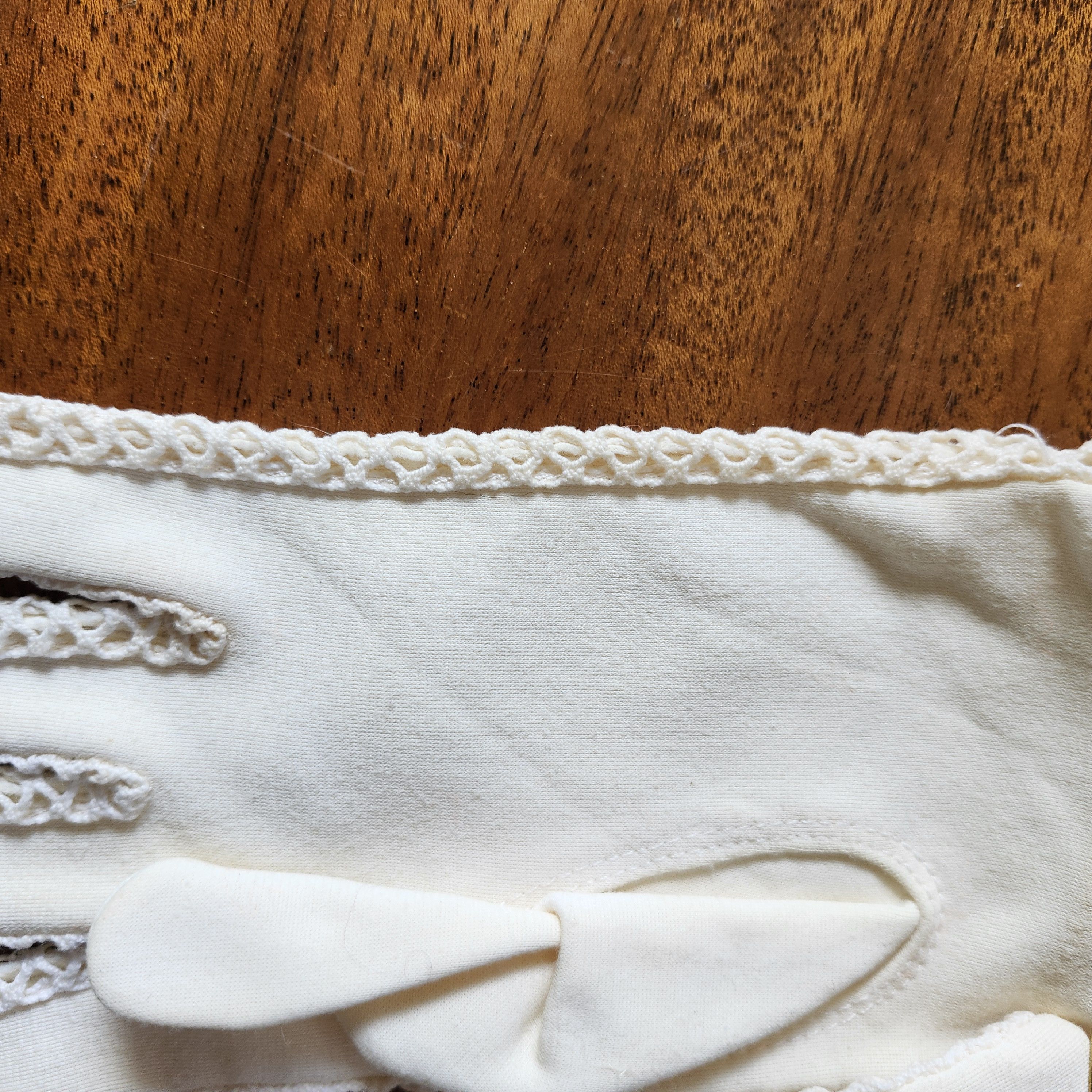 Other Vintage Cream White Short Gloves Crochet Trim Womens Formal Size ONE SIZE - 5 Thumbnail