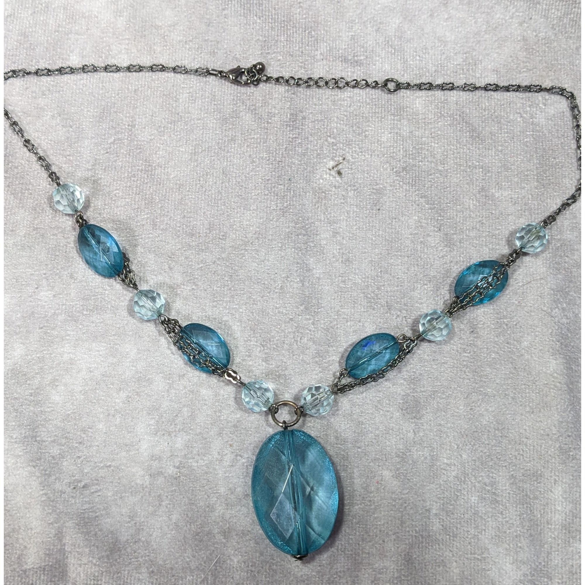 Other Translucent Blue Gemmed Beaded Pendant Necklace Size ONE SIZE - 6 Thumbnail