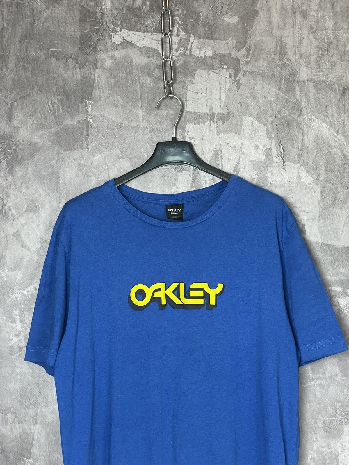 Vintage Oakley vintage t shirt 00s Size US M / EU 48-50 / 2 - 2 Thumbnail