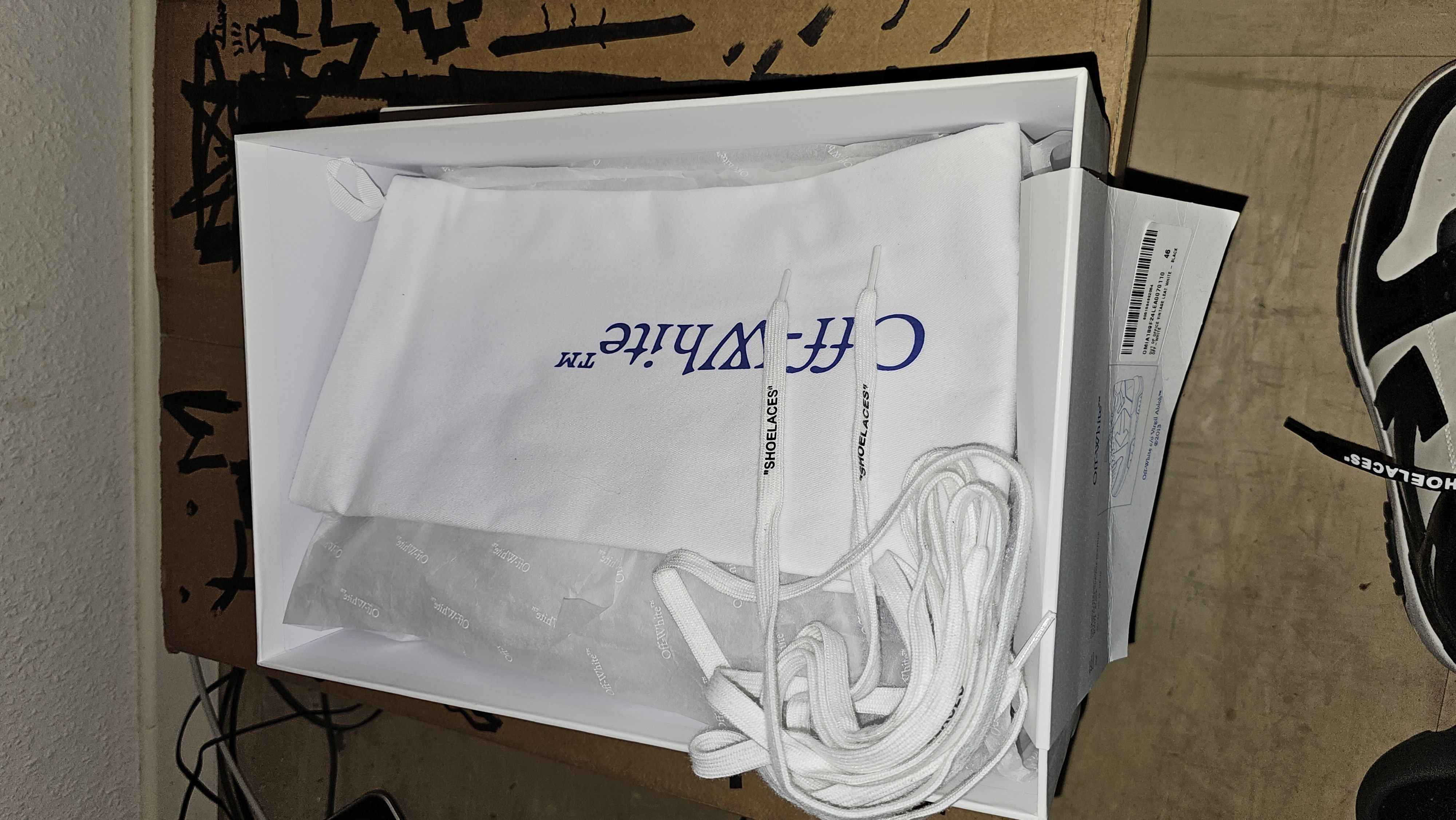 Off-White Off-White Out of Office Size US 13 / EU 46 - 15 Thumbnail