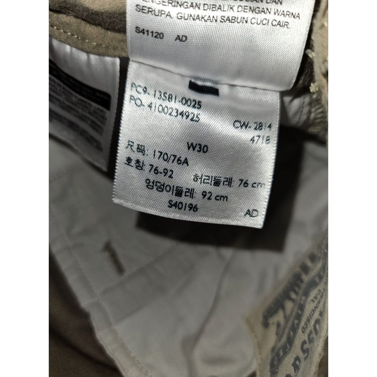 Levi's Levi's Cargo Shorts Men 30 Beige High Rise White Tab Long Casual 90s Outdoor American Mens Size US 30 / EU 46 - 3 Thumbnail