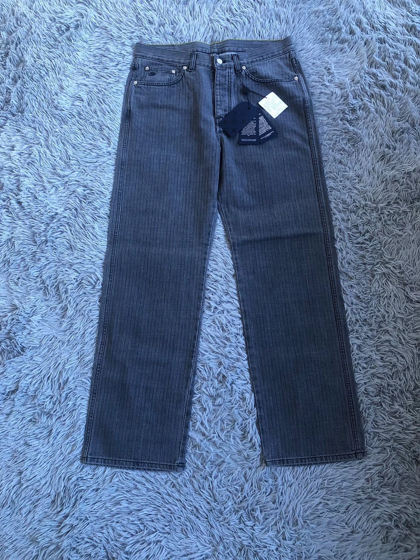 Louis Vuitton Louis Vuitton Washed Gray Casual Jeans Size US 31 - 1 Thumbnail