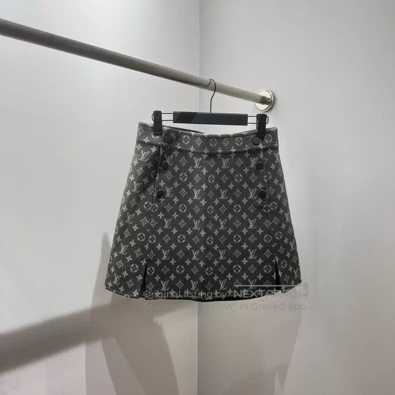 Louis Vuitton Louis Vuitton Full print skirt Size 37" - 1 Thumbnail