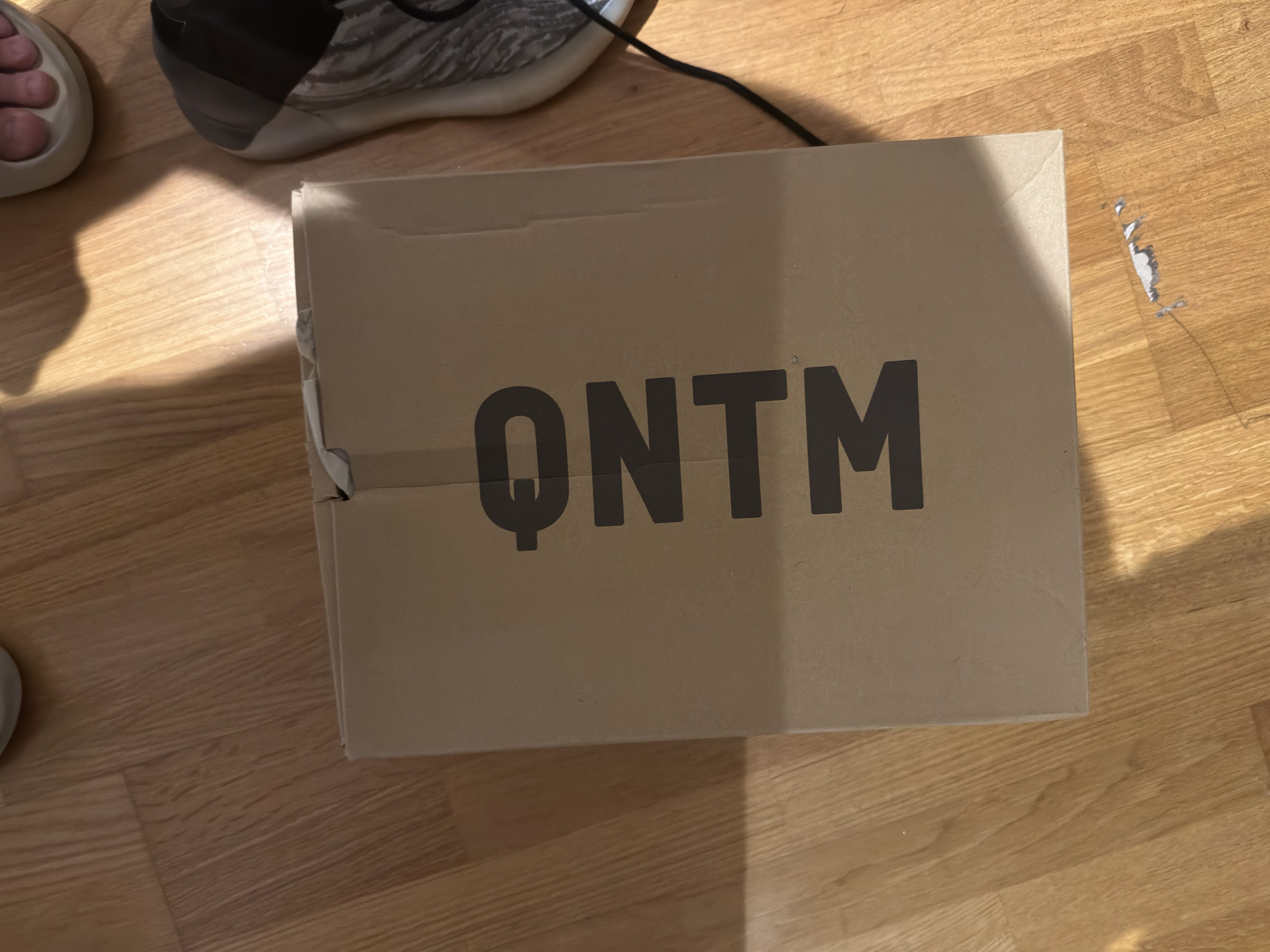 Yeezy Yeezy Qntm Lifestyle Size US 9.5 / EU 42-43 - 6 Thumbnail