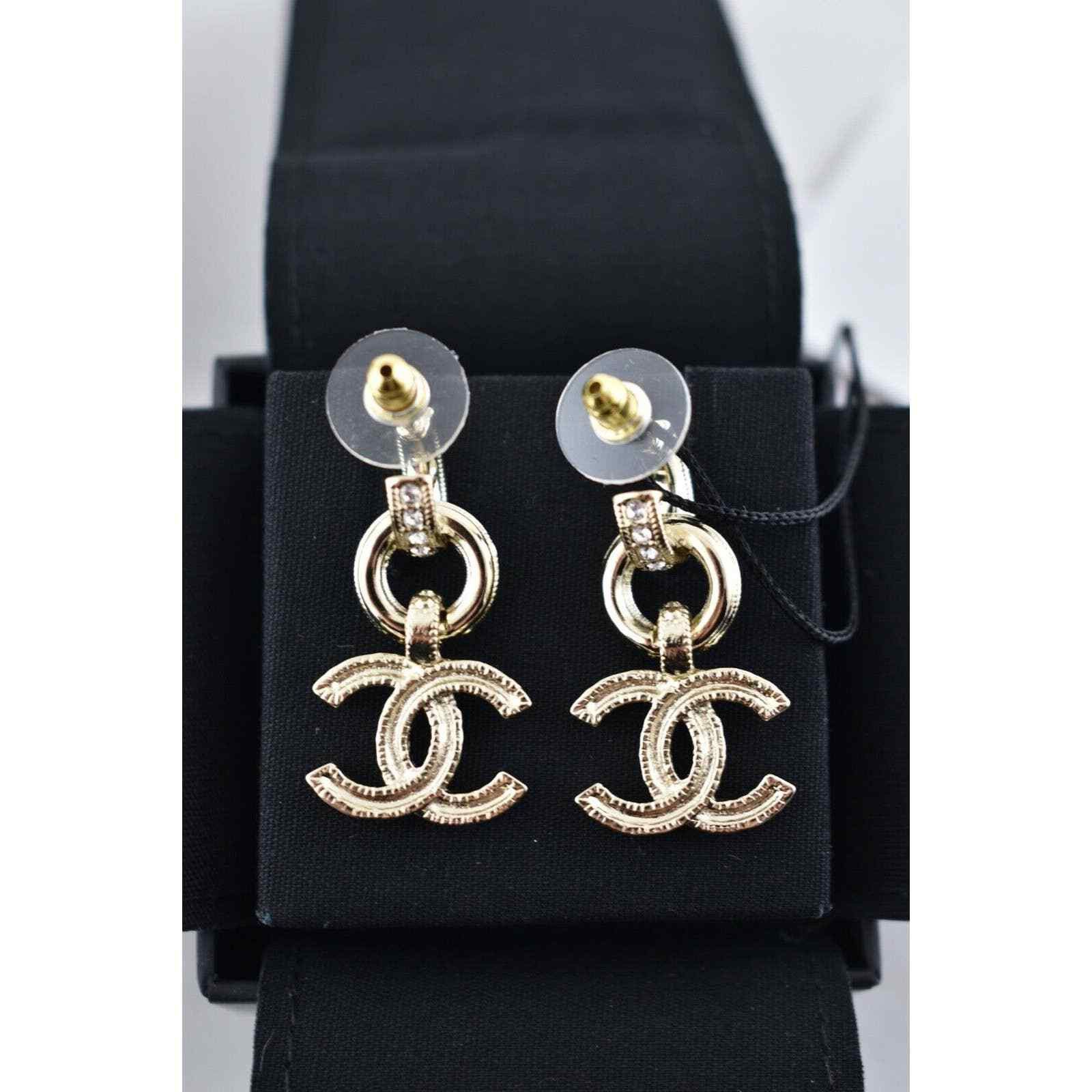 Chanel Chanel Metal Strass Gold Crystal Dangle Statement Earring Size ONE SIZE - 11 Thumbnail