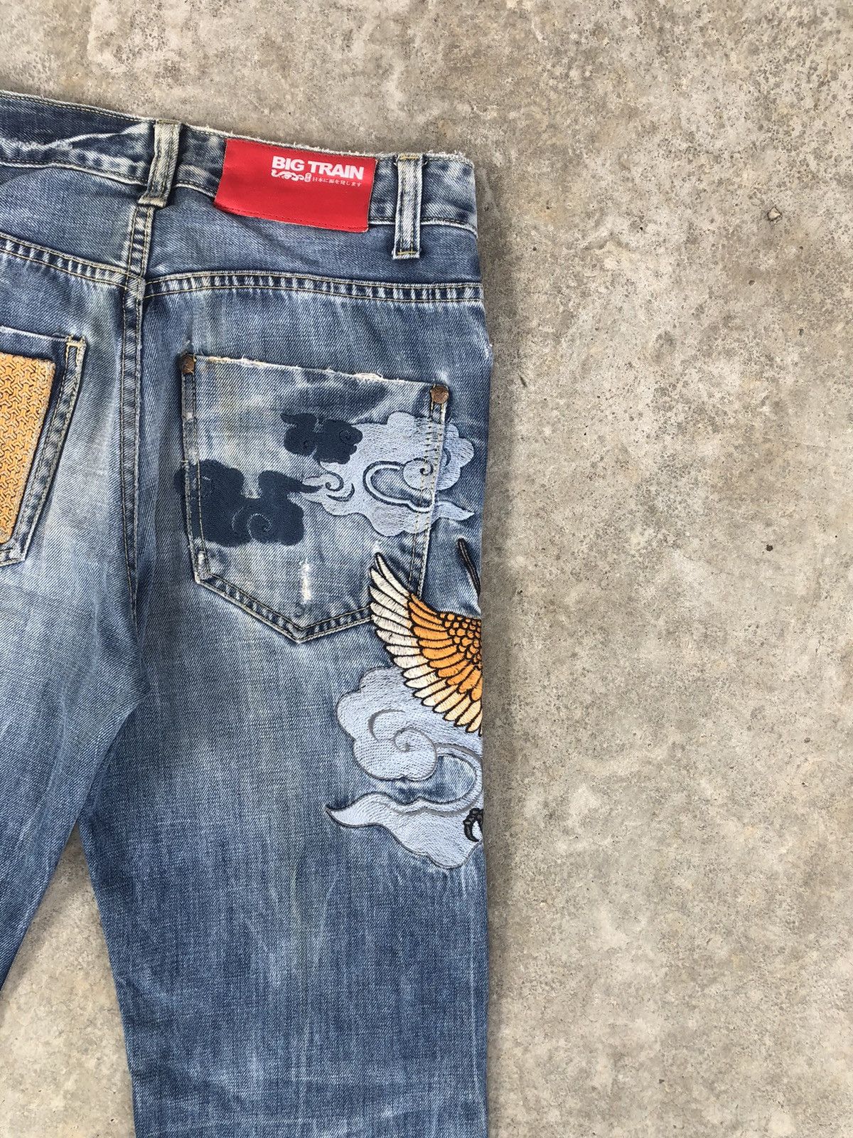 Japanese Brand Japanese Big Train Embroidered Jeans Distressed Jeans Size US 29 - 11 Thumbnail