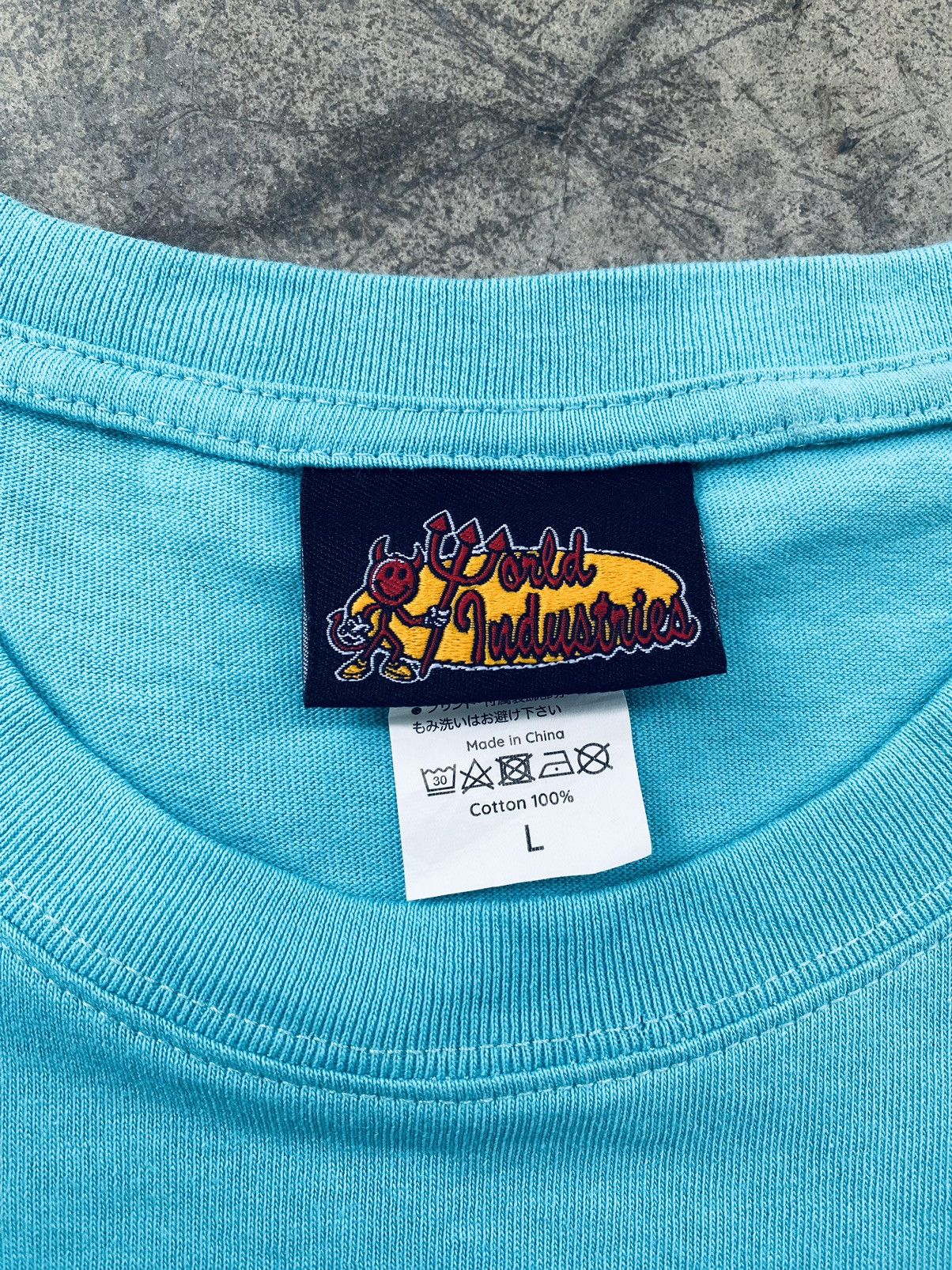World Industries Vintage Y2k World Industries Skateboards Tees Size US L / EU 52-54 / 3 - 4 Thumbnail