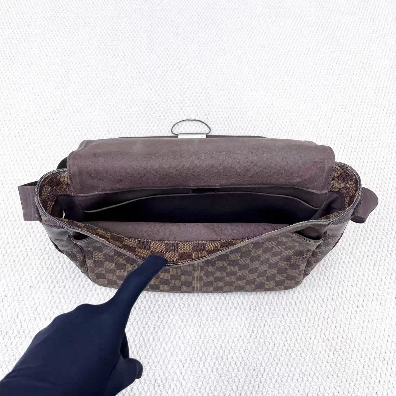 Louis Vuitton Louis Vuitton Monogram Messenger Bag 32cm 98% New Size ONE SIZE - 6 Thumbnail