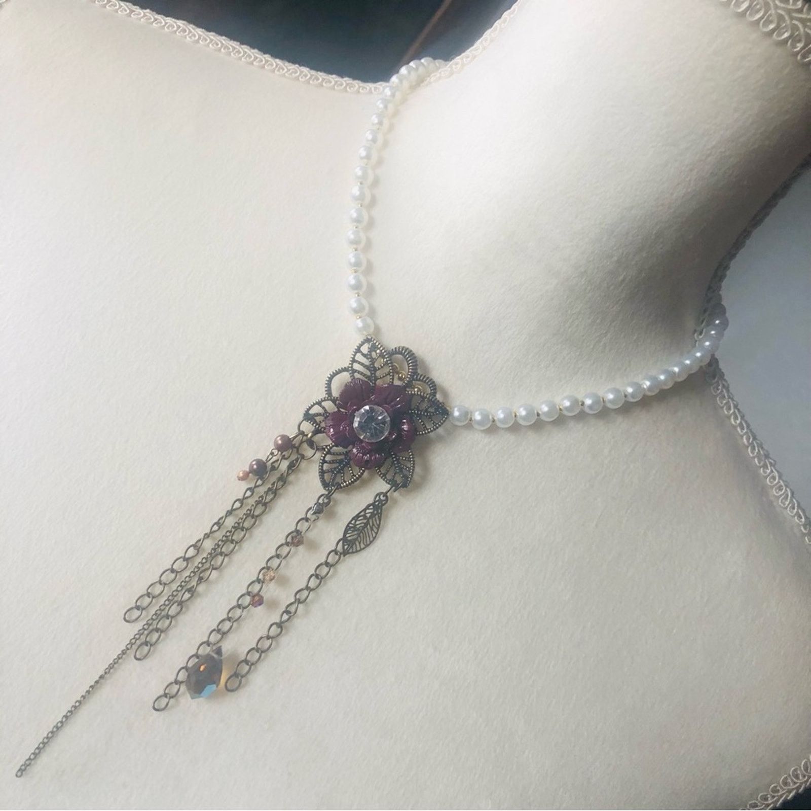 Handmade Handcrafted repurpose botanical floral Pearl necklace Size ONE SIZE - 1 Thumbnail