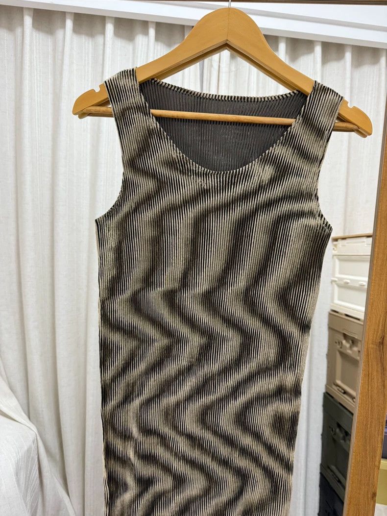 Issey Miyake issey miyake Water ripple dress 2506-Nextarrow Size L / US 10 / IT 46 - 3 Thumbnail