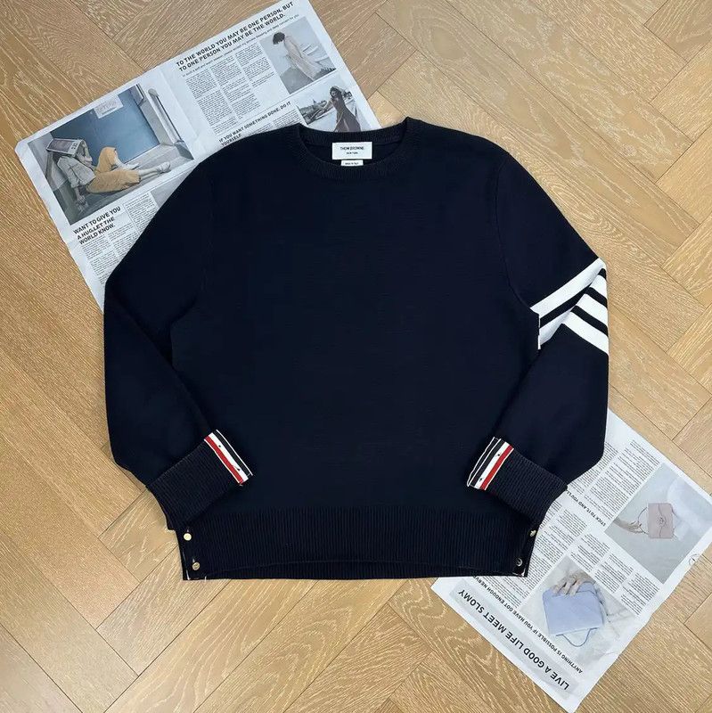 Thom Browne Thom Browne Black Men’s Pullover Sweater 0089 Size US M / EU 48-50 / 2 - 1 Thumbnail