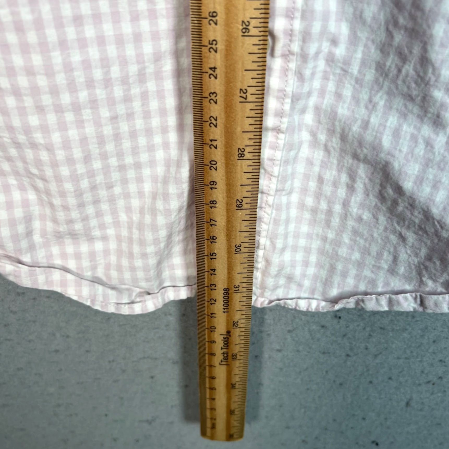 J.Crew J.CREW Mens XL Slim Fit Secret Wash Shirt Pink Gingham 100% Cotton Button-Down Long Sleeve Casual, Business Mens Size US XL / EU 56 / 4 - 6 Thumbnail