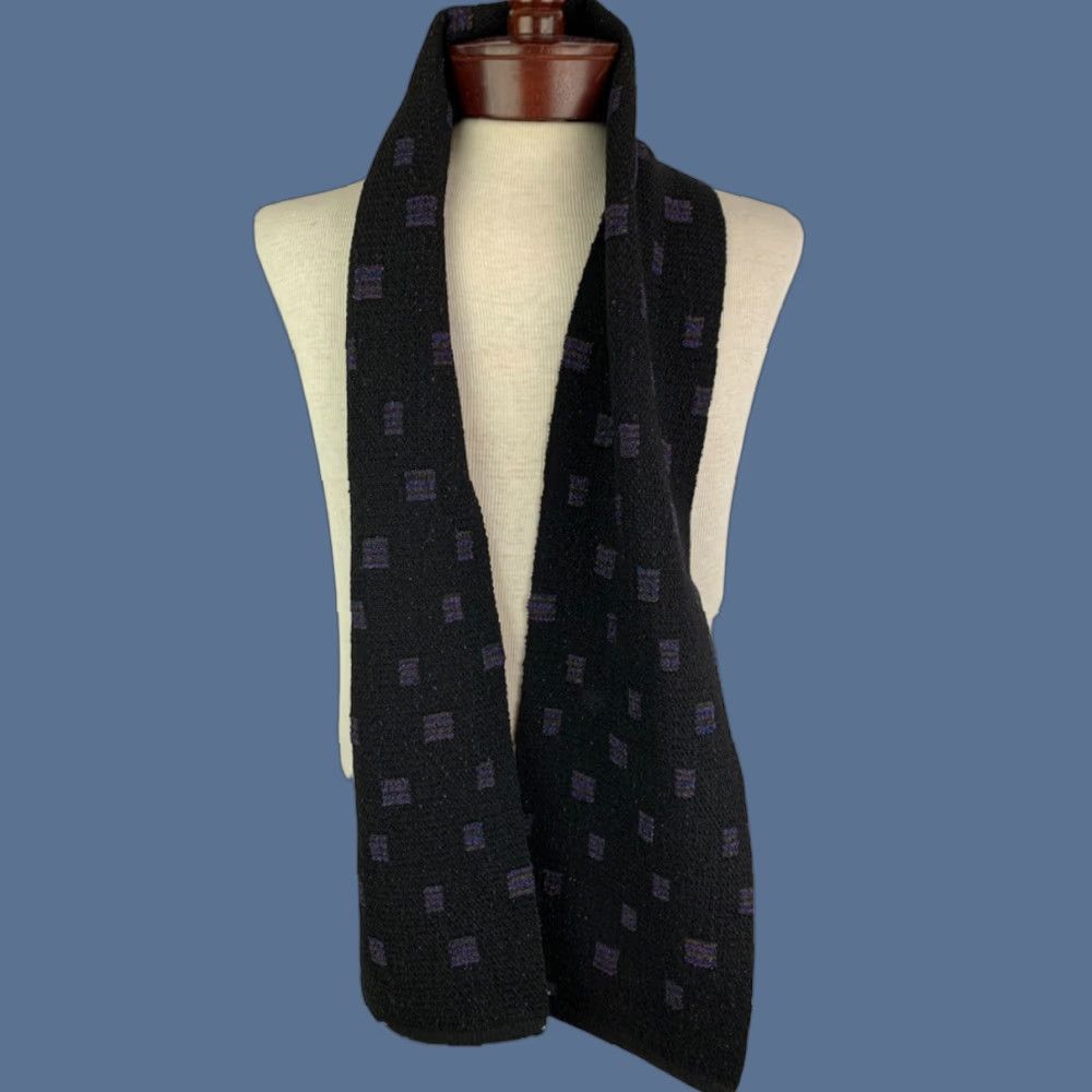 Vintage VINTAGE Whim by Heidi Wolfe Knit Scarf Reversible Geometric Print Purple Black 7.5 x 64" L Womens Size ONE SIZE - 1 Thumbnail