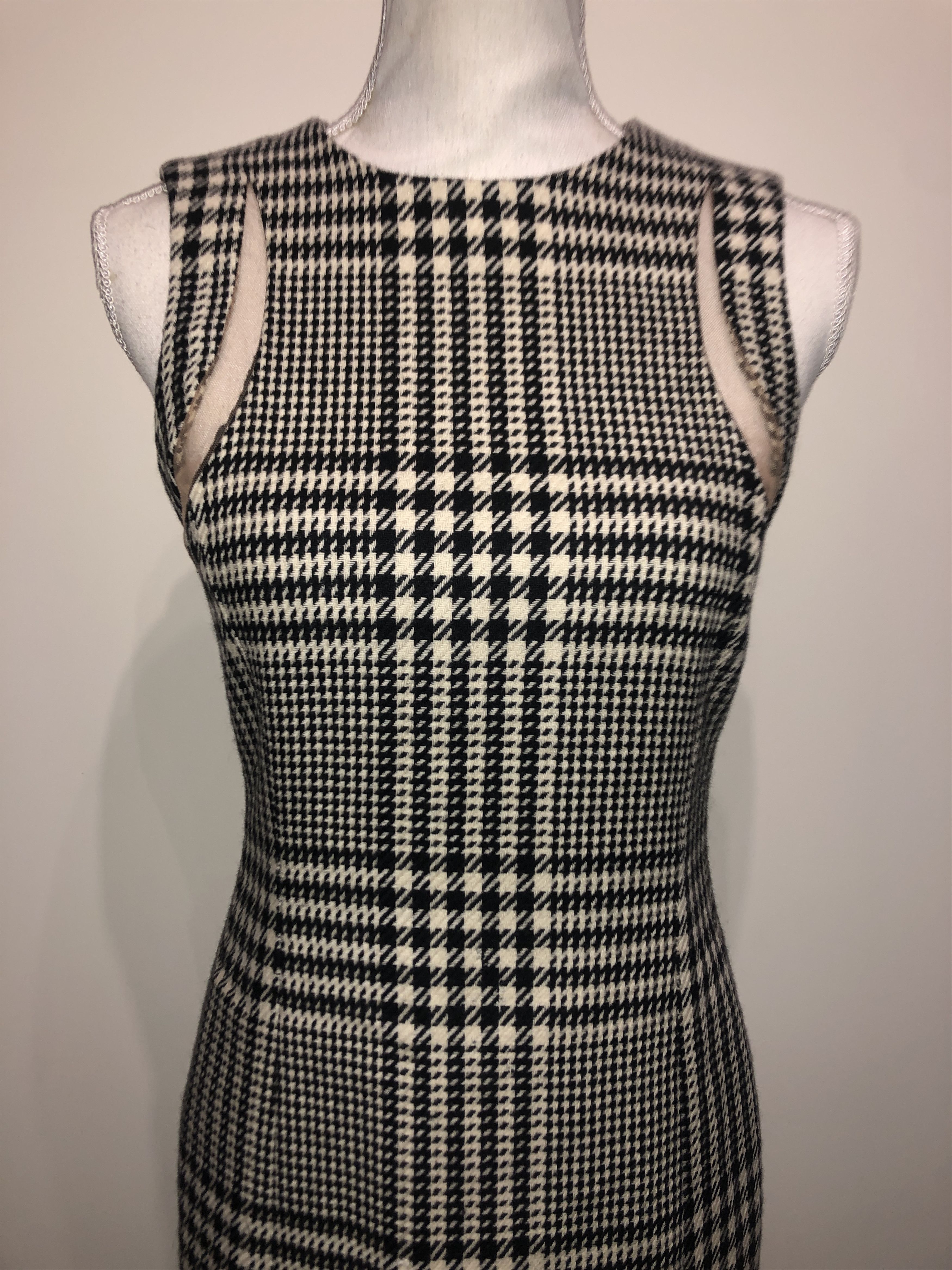 Versace Embellished Prince of Wales Wool Dress Size S / US 4 / IT 40 - 2 Thumbnail