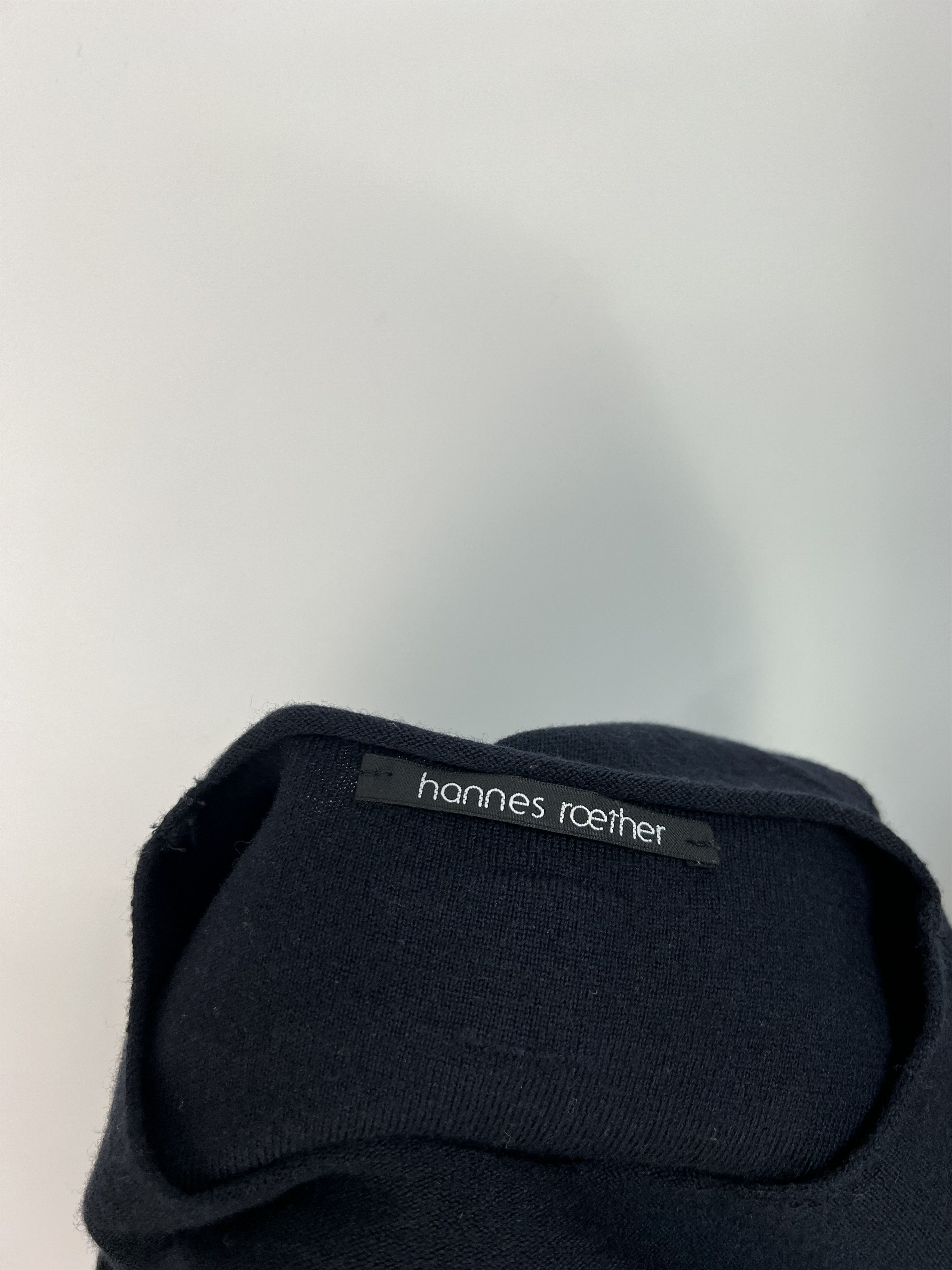 hannes roether Hannes Roether Navy 100% Merino Wool Crew Neck Sweater Size S / US 4 / IT 40 - 14 Thumbnail