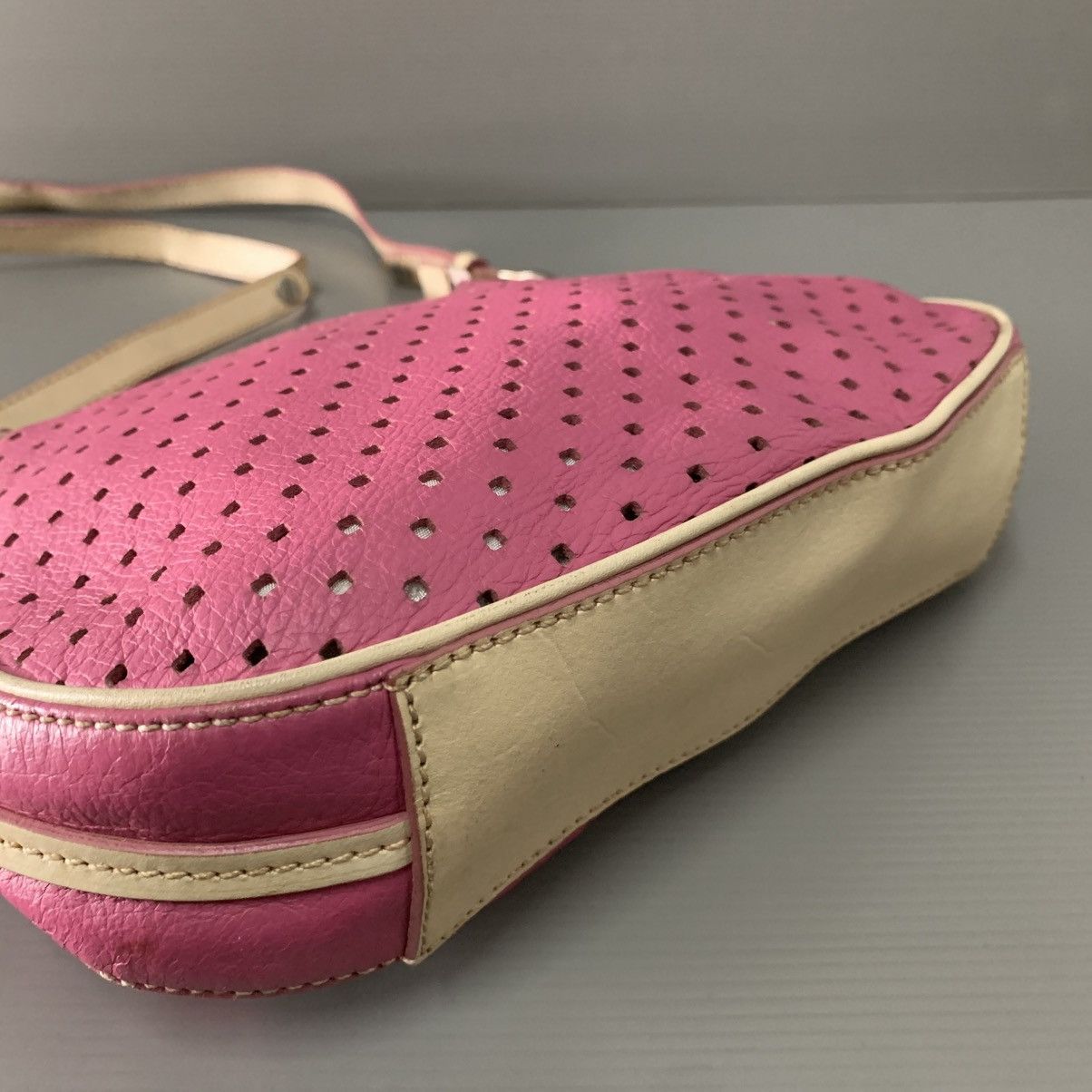 Aigner Aigner Leather Pink Slingbag Size ONE SIZE - 5 Thumbnail
