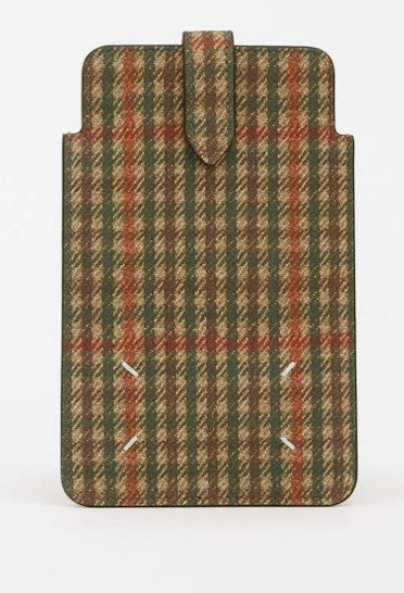 o1w1db10324 Wallets in Multicolor