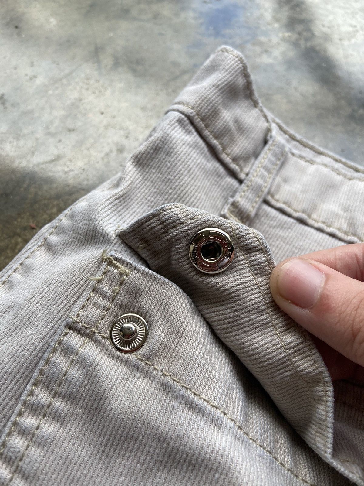 Levi's Crazy Vintage 90’s Levis Silver Tab Khaki Cargo Shorts 34 Size US 34 / EU 50 - 6 Thumbnail