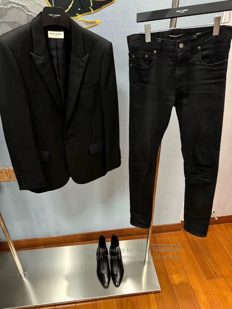 Saint Laurent Paris Saint Laurent Paris Smoking suit Size US S / EU 44-46 / 1 - 4 Thumbnail