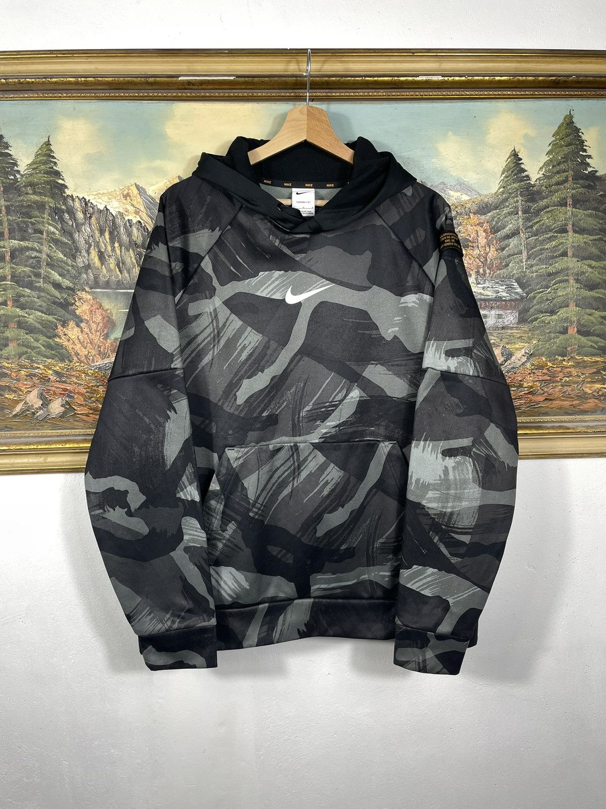 Nike grey camo hoodie new arrivals