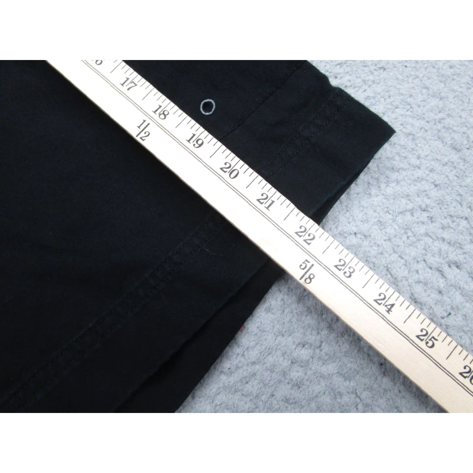 Ocean Pacific VINTAGE Ocean Pacific OP Shorts Mens L Hike Baggy 90s Goth Cargo Workwear Belted Skater Black Cotton Chino Elastic Waist Pockets 9 Inseam Mens Size US 33 - 5 Thumbnail